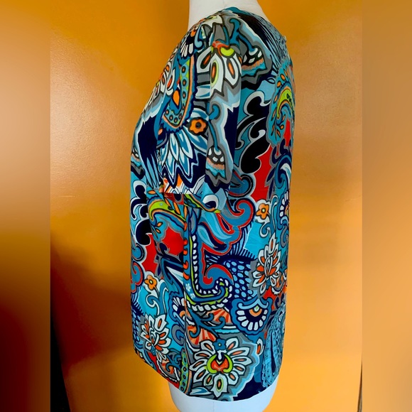 J Crew short sleeve paisley print top. - Picture 3 of 5